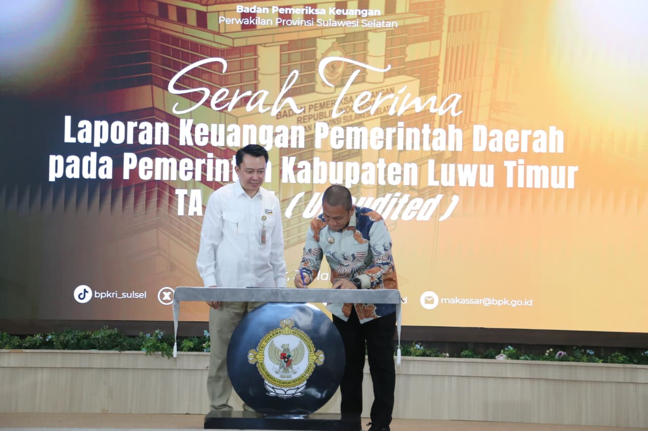 Komitmen Transparansi dan Kepatuhan, Bupati Irwan Serahkan LKPD 2025 ke BPK RI Sulsel