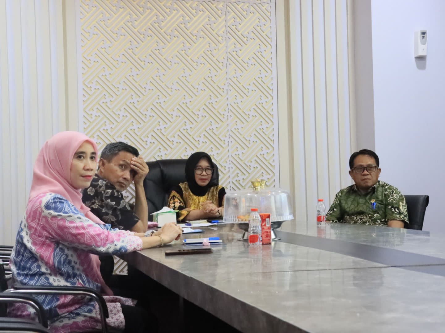 Kepemimpinan dan Amanah Rakyat, Wabup Lutim Ikuti Talkshow Nasional Via Zoom