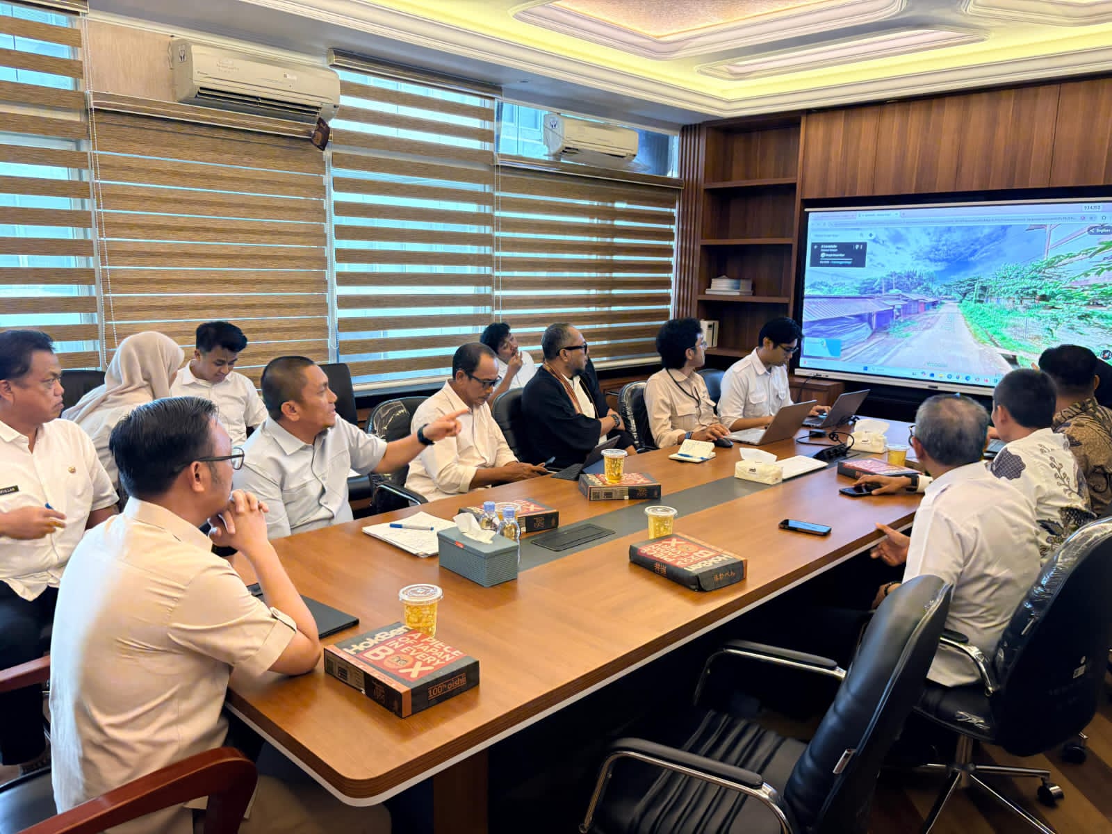 Pemkab Luwu Timur Keciprat 300 Unit Bantuan Bedah Rumah